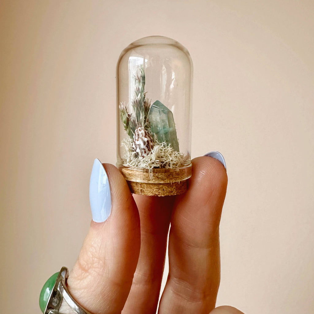Saltwater Breeze Mini Terrarium Crystal Beach Desk Decor: 2.75"