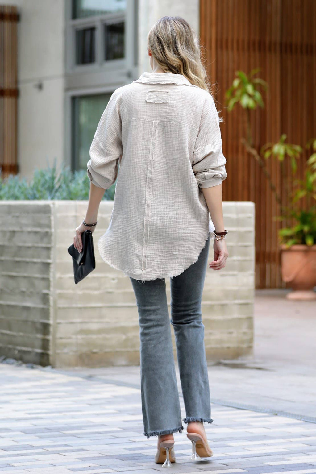 `Oversized Raw Edge Shirt W/ Back Patch Zenana: IVORY-147600 / XL