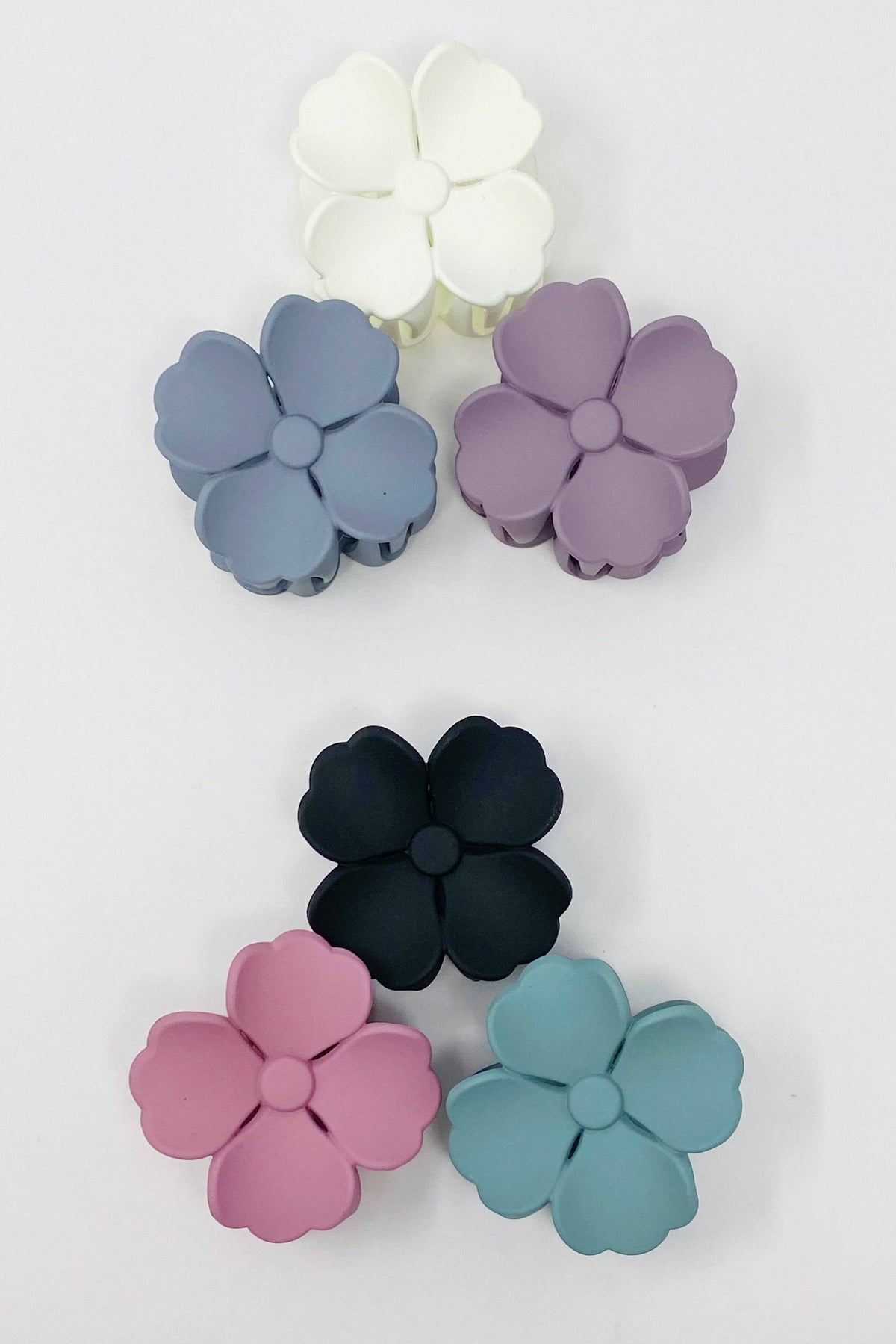Hibiscus Petals Hair Claw Set Of 3: Black