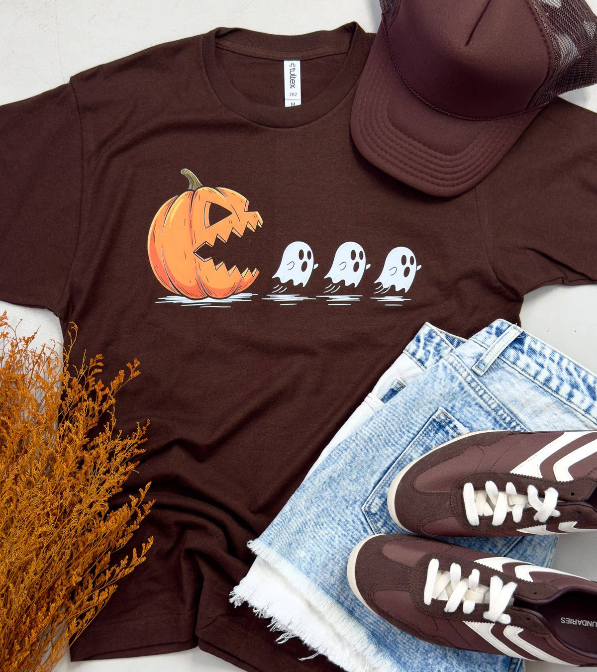 Ghost Chase Halloween Tee: Small