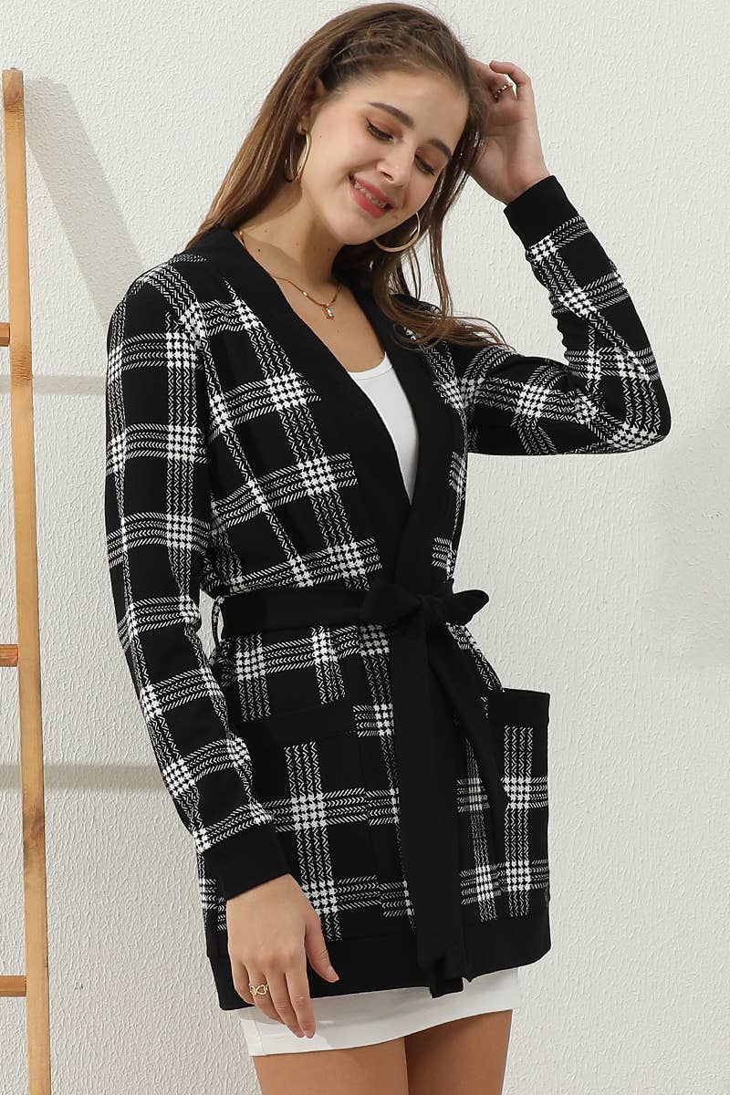 CWOCAL532_LONG SLEEVE SHORT ROVE CARDIGAN WITH POCKETS: BLACKPLAID / (XL) 1