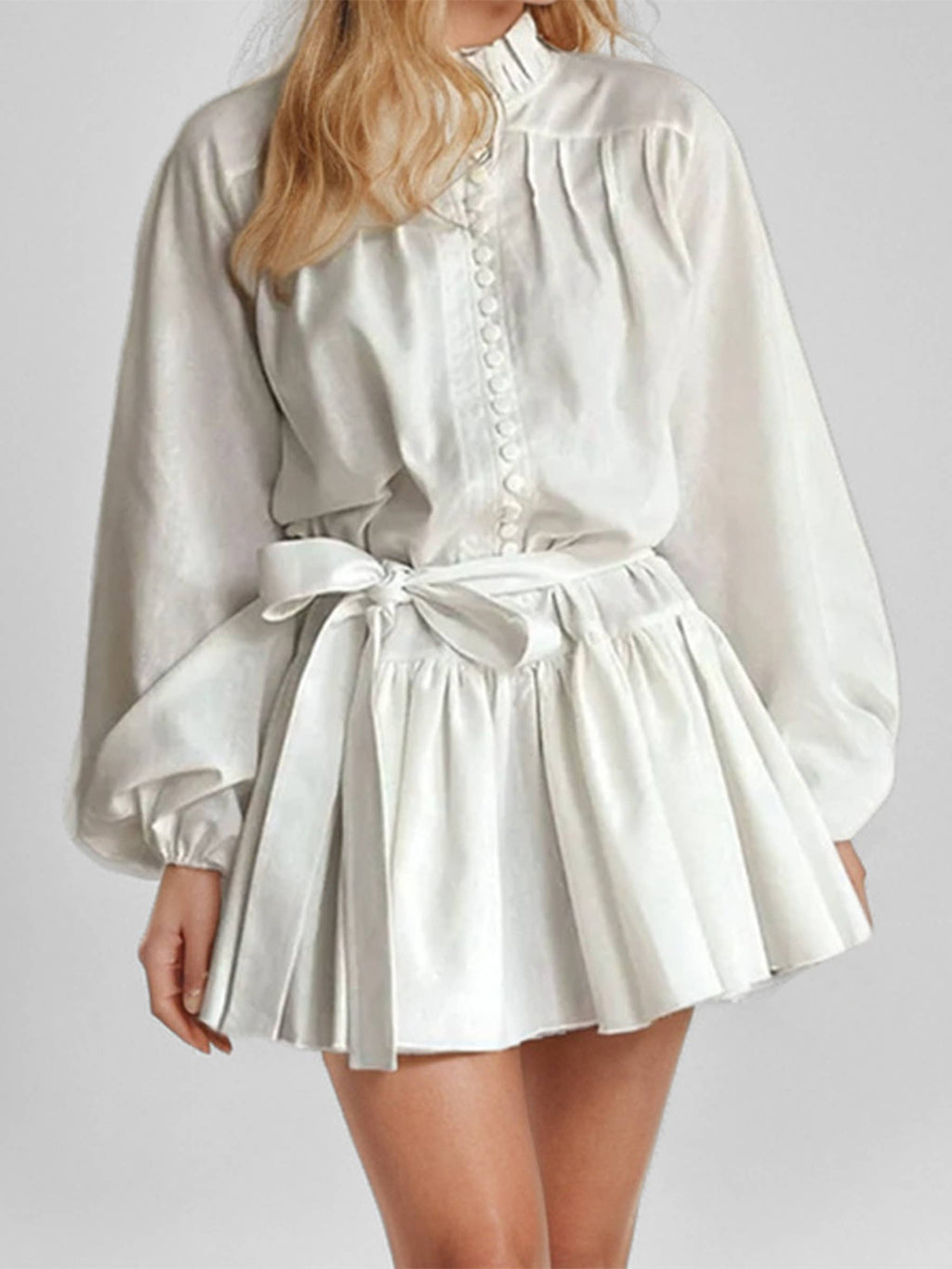 Long Sleeved Lace Up Printed Dress: Red / M