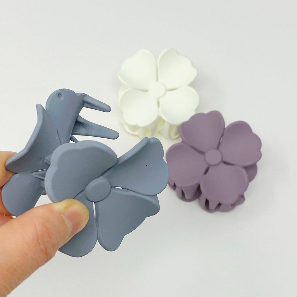 Hibiscus Petals Hair Claw Set Of 3: Black