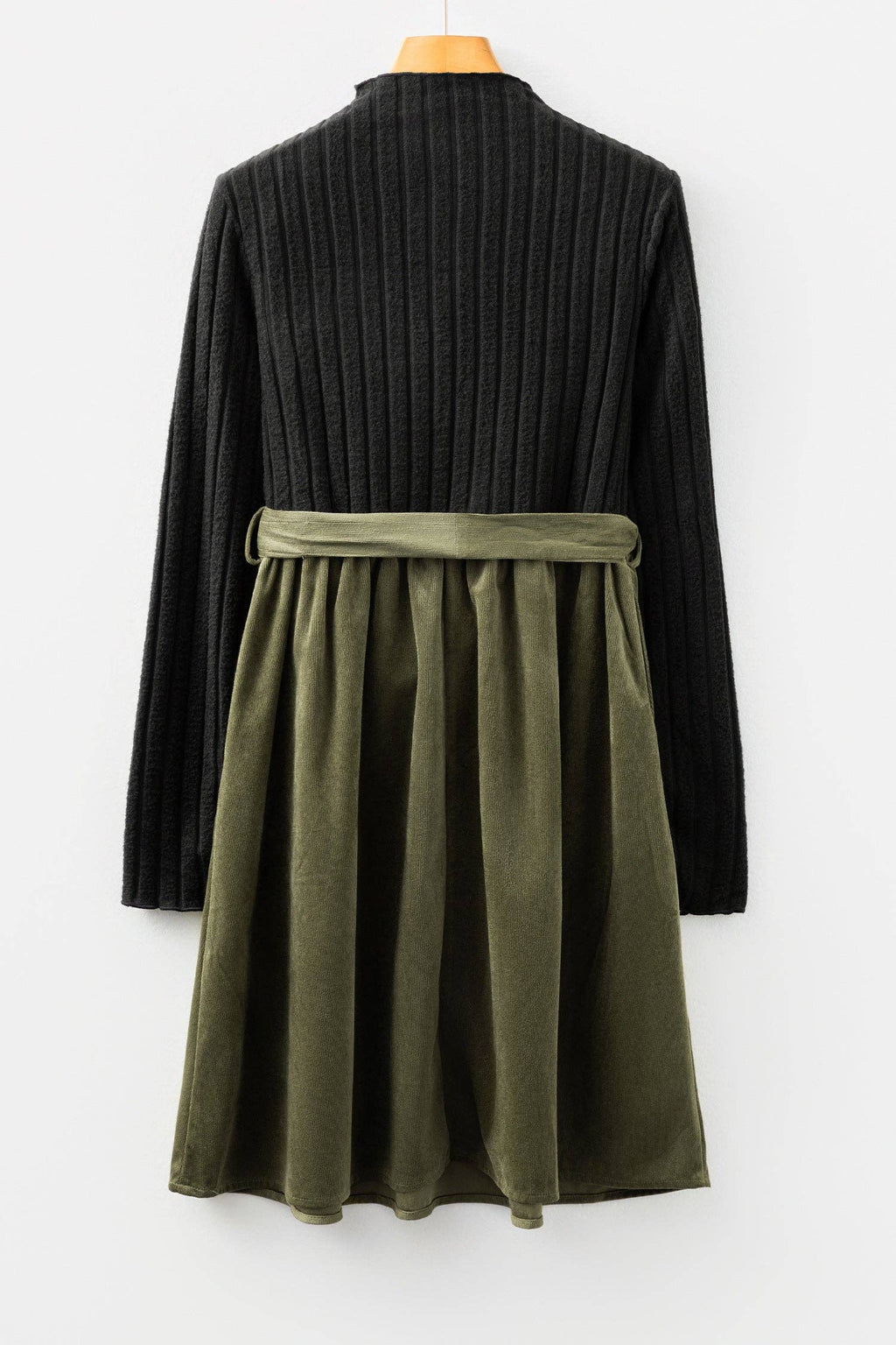 Black Ribbed Knit Slim Bodice Contrast Flared Skirt Patchwork Belted Dress: Black / 95%Polyester+5%Elastane / M