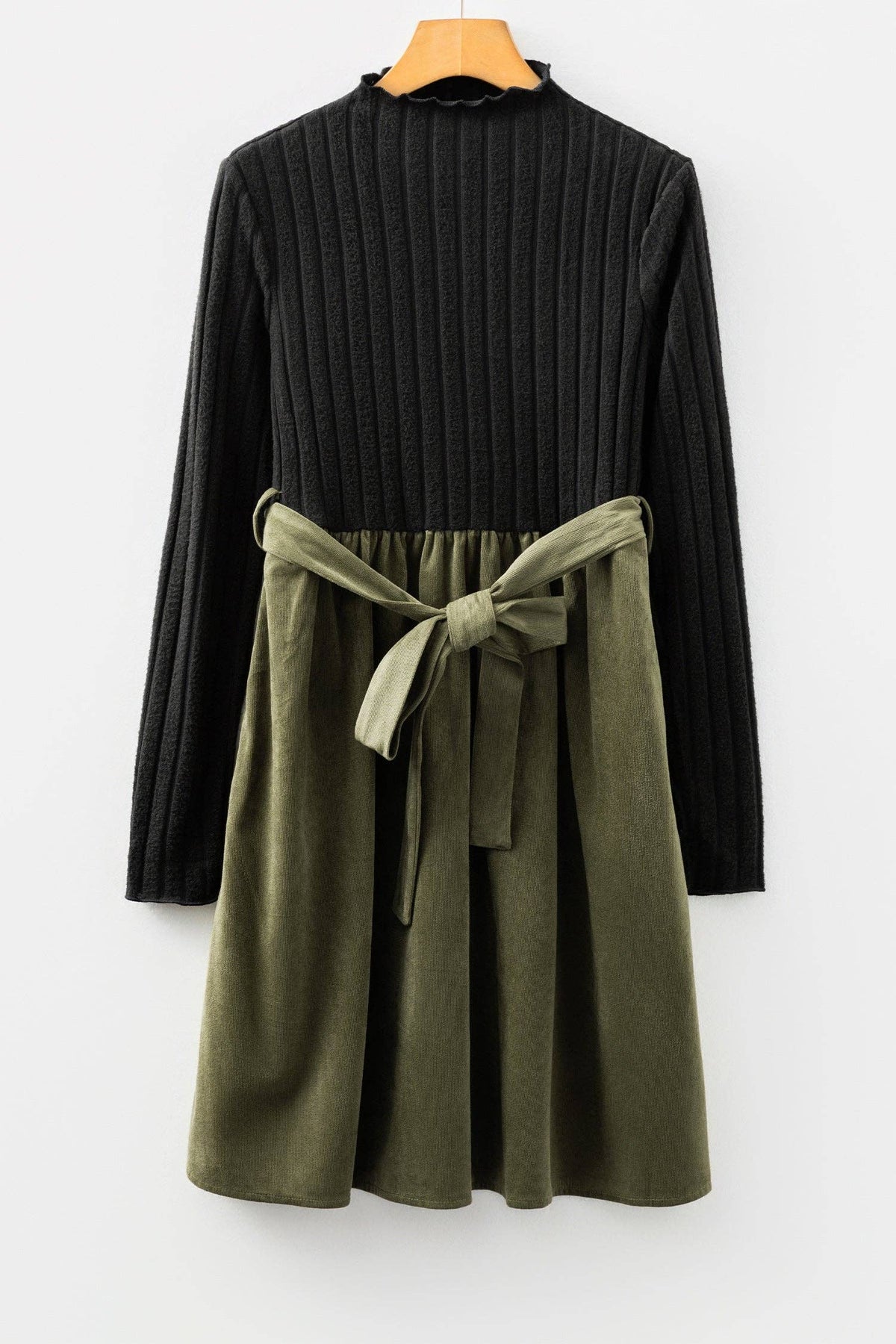 Black Ribbed Knit Slim Bodice Contrast Flared Skirt Patchwork Belted Dress: Black / 95%Polyester+5%Elastane / M