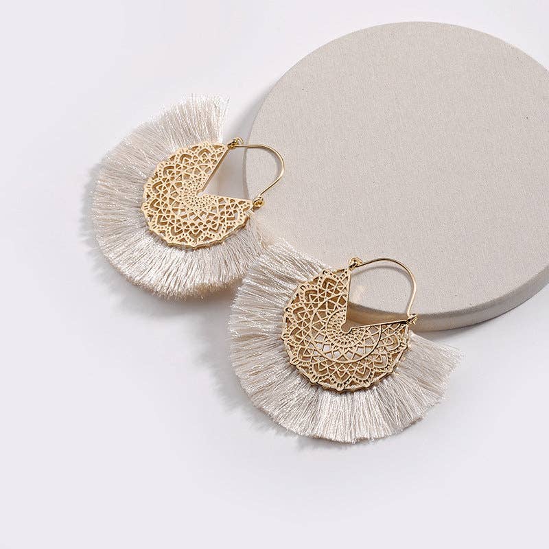 GYPSY TASSEL DROP EARRINGS: Beige
